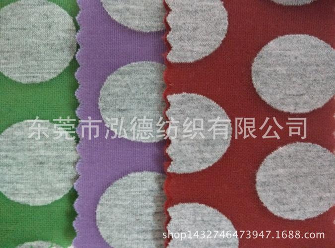 针织布即是利用织针将纱线弯曲成圈并相互串套而形成的织物,分经编